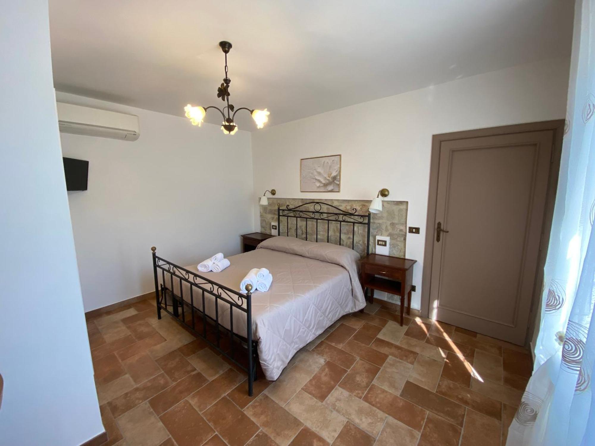 Bed and Breakfast La Casa Di Nonna Tella Lenola Esterno foto