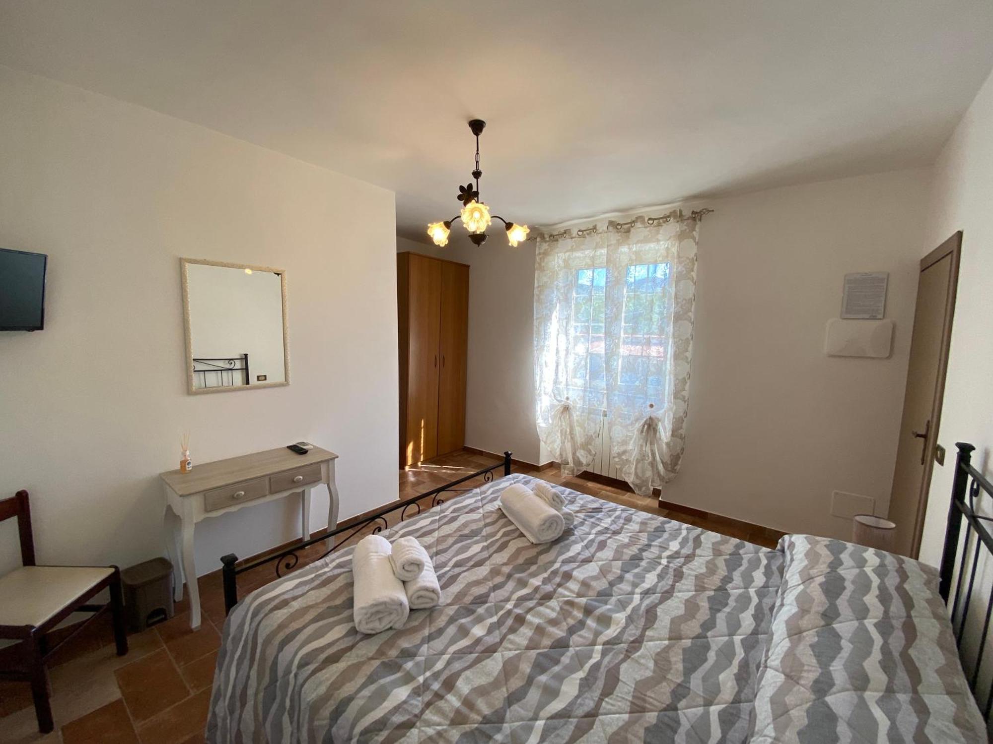 Bed and Breakfast La Casa Di Nonna Tella Lenola Esterno foto